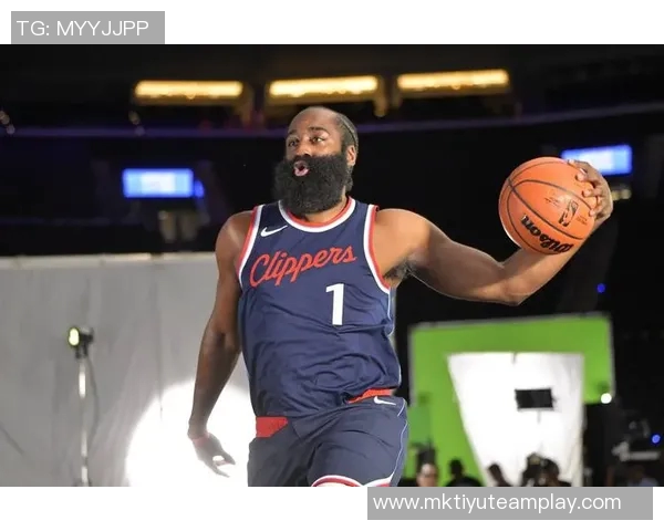 哈登或将首次错过季后赛快船晋级概率仅为8引发关注