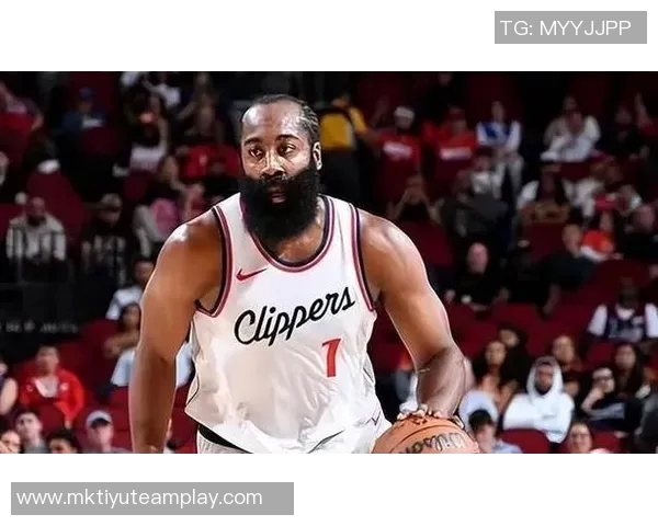 哈登狂砍29分6助助力球队逆转旧主罚球表现出色正负值高达19