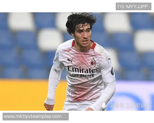 理查兹高度评价赖斯称其为当今足坛顶尖球员之一 理查兹高度评价赖斯称其为当今足坛顶尖球员之一